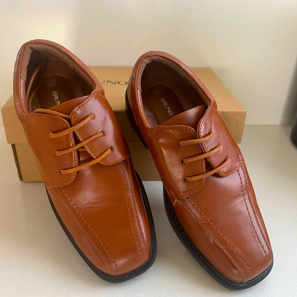 Marc Bruno brown dress shoes size 13 little kid.